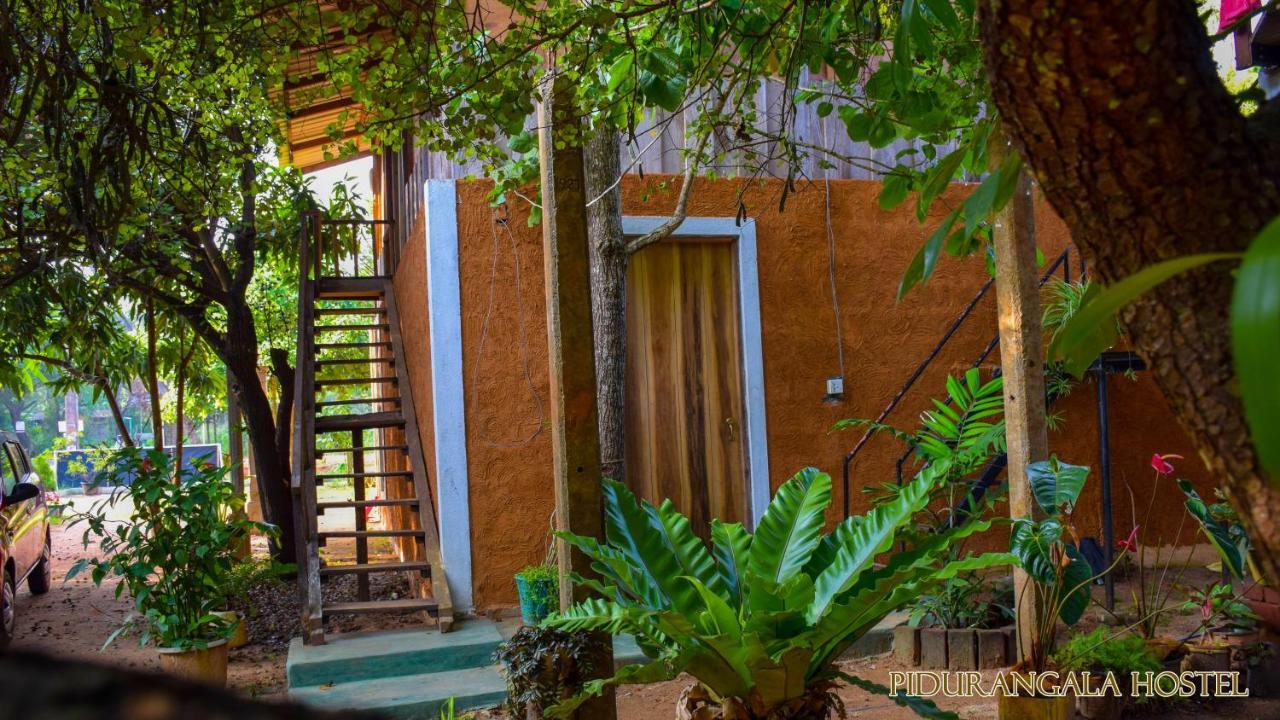 Pidurangala Hostel Sigiriya Luaran gambar